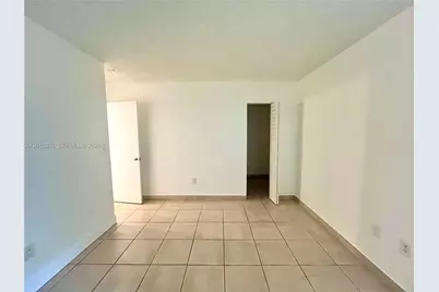 11925 NE 2nd Ave #B101, North Miami, FL 33161 - Photo 9