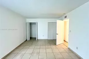 11925 NE 2nd Ave, North Miami, FL 33161 - Photo 11