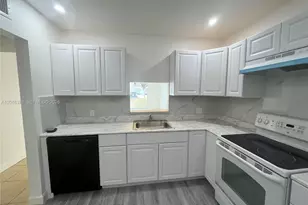 11925 NE 2nd Ave, North Miami, FL 33161 - Photo 3