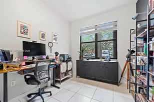 15533 N Miami Lakeway N, Miami Lakes, FL 33014 - Photo 3