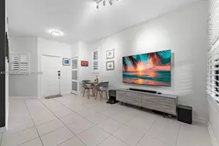 15533 N Miami Lakeway N, Miami Lakes, FL 33014 - Photo 7