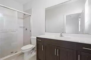 20714 NE 5th Ct, Miami, FL 33179 - Photo 29