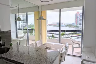 19101 NE 36th Ct, Aventura, FL 33180 - Photo 7