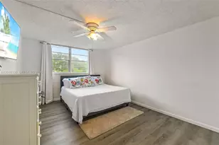 14185 SW 87th St, Miami, FL 33183 - Photo 15