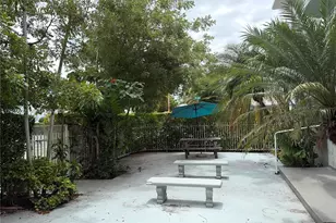 900 Jefferson Ave, Miami Beach, FL 33139 - Photo 3