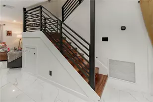 2200 Monroe St, Hollywood, FL 33020 - Photo 17