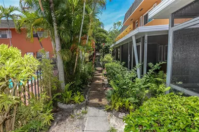 2200 Monroe St #12, Hollywood, FL 33020 - Photo 29