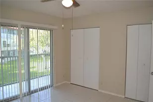 13350 SW 1st St, Pembroke Pines, FL 33027 - Photo 11