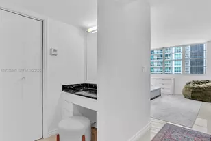 825 Brickell Bay Dr, Miami, FL 33131 - Photo 21