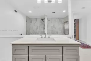825 Brickell Bay Dr, Miami, FL 33131 - Photo 23