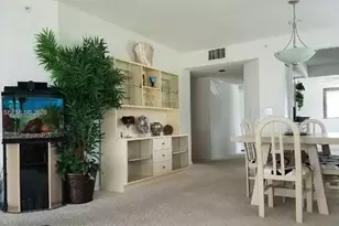550 SW 137th Ave, Pembroke Pines, FL 33027 - Photo 5