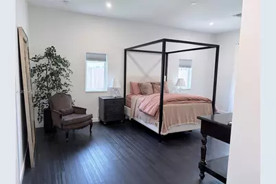 1705 NE 24th St, Wilton Manors, FL 33305 - Photo 23