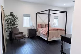 1705 NE 24th St, Wilton Manors, FL 33305 - Photo 23