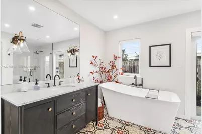 1705 NE 24th St, Wilton Manors, FL 33305 - Photo 29