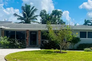 1705 NE 24th St, Wilton Manors, FL 33305 - Photo 3