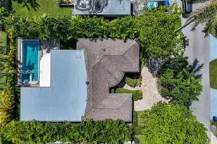 7511 Miami View Dr, North Bay Village, FL 33141 - Photo 31