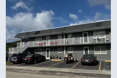 920 SE 2nd Ave #7, Hallandale Beach, FL 33009 - Photo 1