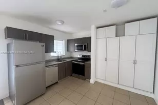 920 SE 2nd Ave, Hallandale Beach, FL 33009 - Photo 3
