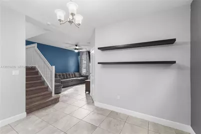 4813 NW 48th Ter, Tamarac, FL 33319 - Photo 9