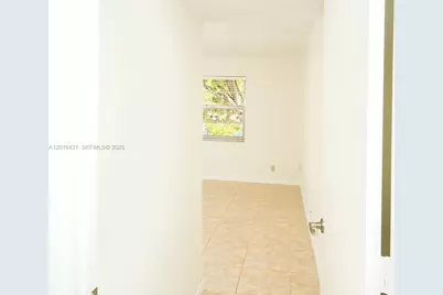 1100 NW 87th Ave #308, Coral Springs, FL 33071 - Photo 23