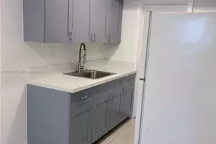 31 NW 163rd St, Miami, FL 33169 - Photo 3