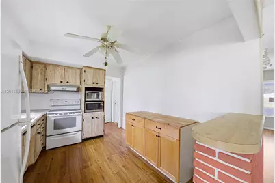 2300 N 57th Ter, Hollywood, FL 33021 - Photo 11