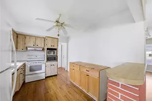 2300 N 57th Terrace, Hollywood, FL 33021 - Photo 11