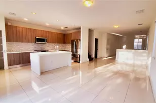 7210 NW 103rd Path, Doral, FL 33178 - Photo 1