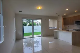 7210 NW 103rd Path, Doral, FL 33178 - Photo 15