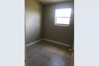640 SW 7th St, Homestead, FL 33030 - Photo 5