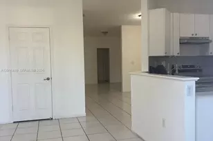 8525 SW 165th Pl, Miami, FL 33193 - Photo 11