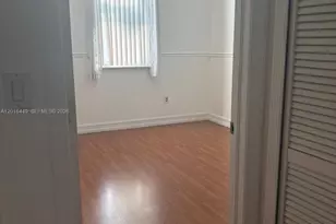 8525 SW 165th Pl, Miami, FL 33193 - Photo 17