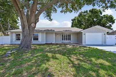 2449 SE Aneci St, Port Saint Lucie, FL 34984 - Photo 3