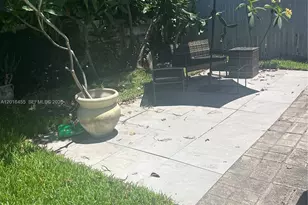 1320 NE 27th Ave, Pompano Beach, FL 33062 - Photo 7