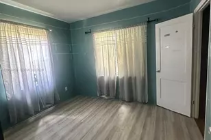 1427 N 26th Ave, Hollywood, FL 33020 - Photo 9