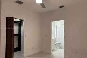 1131 SW 86th Ave, Pembroke Pines, FL 33025 - Photo 19