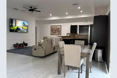 1131 SW 86th Ave #1131, Pembroke Pines, FL 33025 - Photo 3