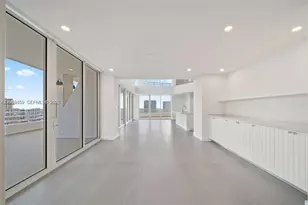 555 NE 34th St, Miami, FL 33137 - Photo 11