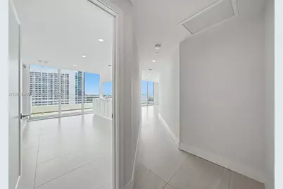 555 NE 34th St #PH4, Miami, FL 33137 - Photo 9