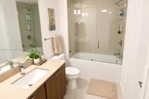 5252 NW 85th Ave, Doral, FL 33166 - Photo 9