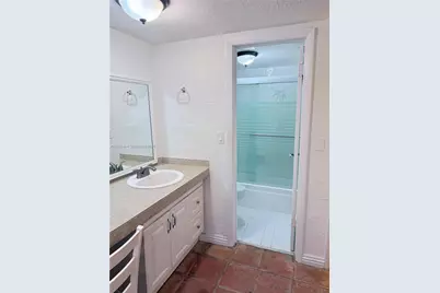 1205 Mariposa Ave #301, Coral Gables, FL 33146 - Photo 11