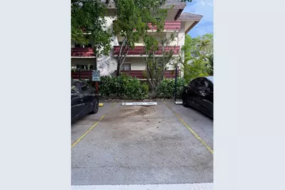1205 Mariposa Ave #301, Coral Gables, FL 33146 - Photo 27
