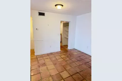 1205 Mariposa Ave #301, Coral Gables, FL 33146 - Photo 3