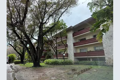 1205 Mariposa Ave #301, Coral Gables, FL 33146 - Photo 1