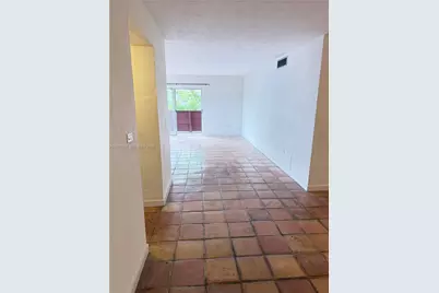 1205 Mariposa Ave #301, Coral Gables, FL 33146 - Photo 21