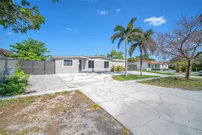 17911 NW 82nd Ave, Hialeah, FL 33015 - Photo 5