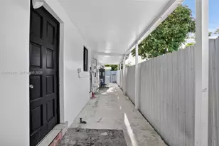 2451 NW 11th St, Miami, FL 33125 - Photo 39