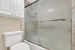1101 Colony Point Cir, Pembroke Pines, FL 33026 - Photo 23
