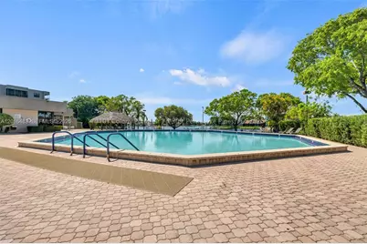 1101 Colony Point Cir #309, Pembroke Pines, FL 33026 - Photo 39