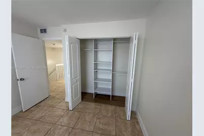 6640 W 24th Ct #25-106, Hialeah, FL 33016 - Photo 23